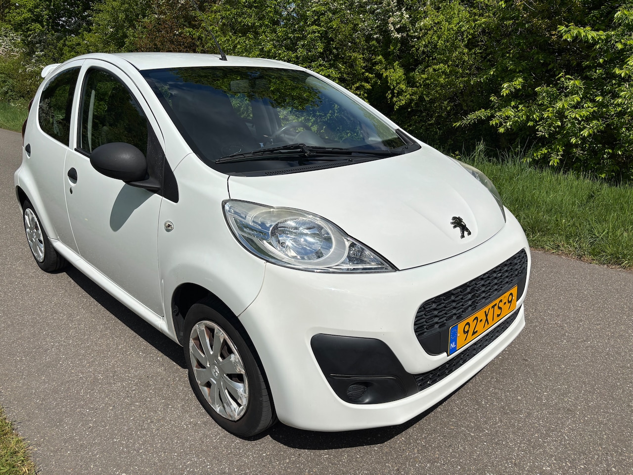 Peugeot 107 - 1.0 Access - AutoWereld.nl