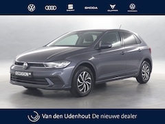 Volkswagen Polo - 1.0 TSI 96pk Life Edition DSG / Navigatie / LED Koplampen / Stoelverwarming