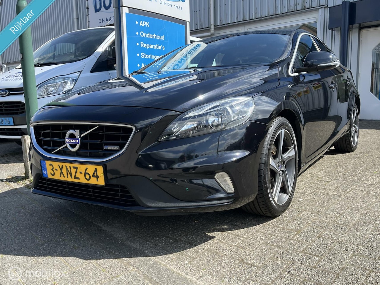 Volvo V40 - V40/trekhaak/ leder/cruise/pdc 1.6 T2 R-Design - AutoWereld.nl
