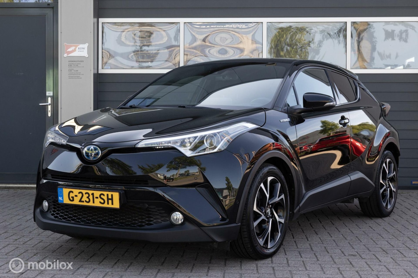 Toyota C-HR - 1.8 Hybrid Style NAVI CAMERA CRUISE PDC - AutoWereld.nl