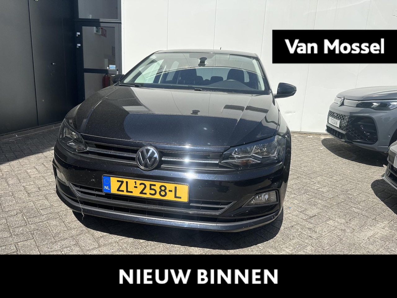 Volkswagen Polo - 1.0 TSI Comfortline Business 95 PK | Airco | Navigatie | Apple Carplay | Cruise Control | - AutoWereld.nl