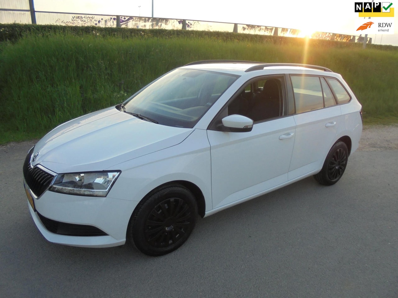 Skoda Fabia Combi - Skoda fabia 1.0 benzine staion airco - AutoWereld.nl