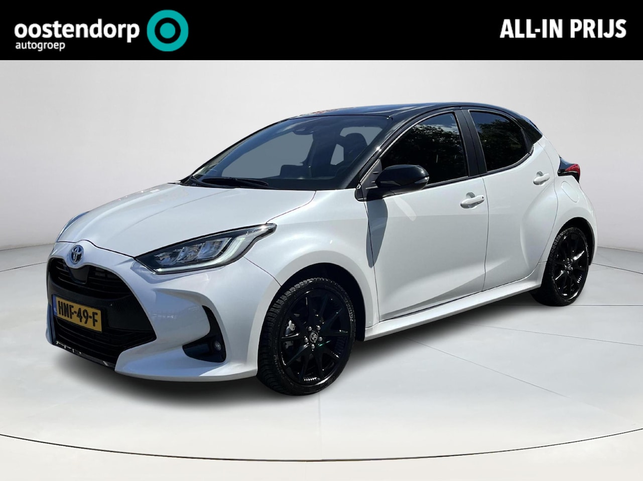 Toyota Yaris - 1.5 Hybrid Executive | Navigatie | Parkeercamera | 17 inch LM-velgen | Stof / lederen bekl - AutoWereld.nl