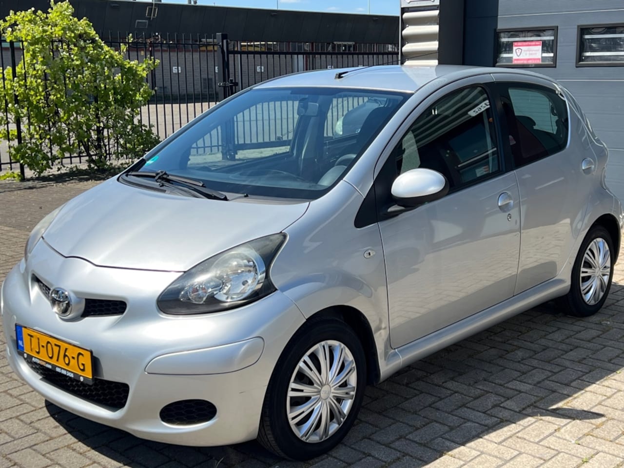 Toyota Aygo - 1.0-12V Access 1.0-12V Access - AutoWereld.nl