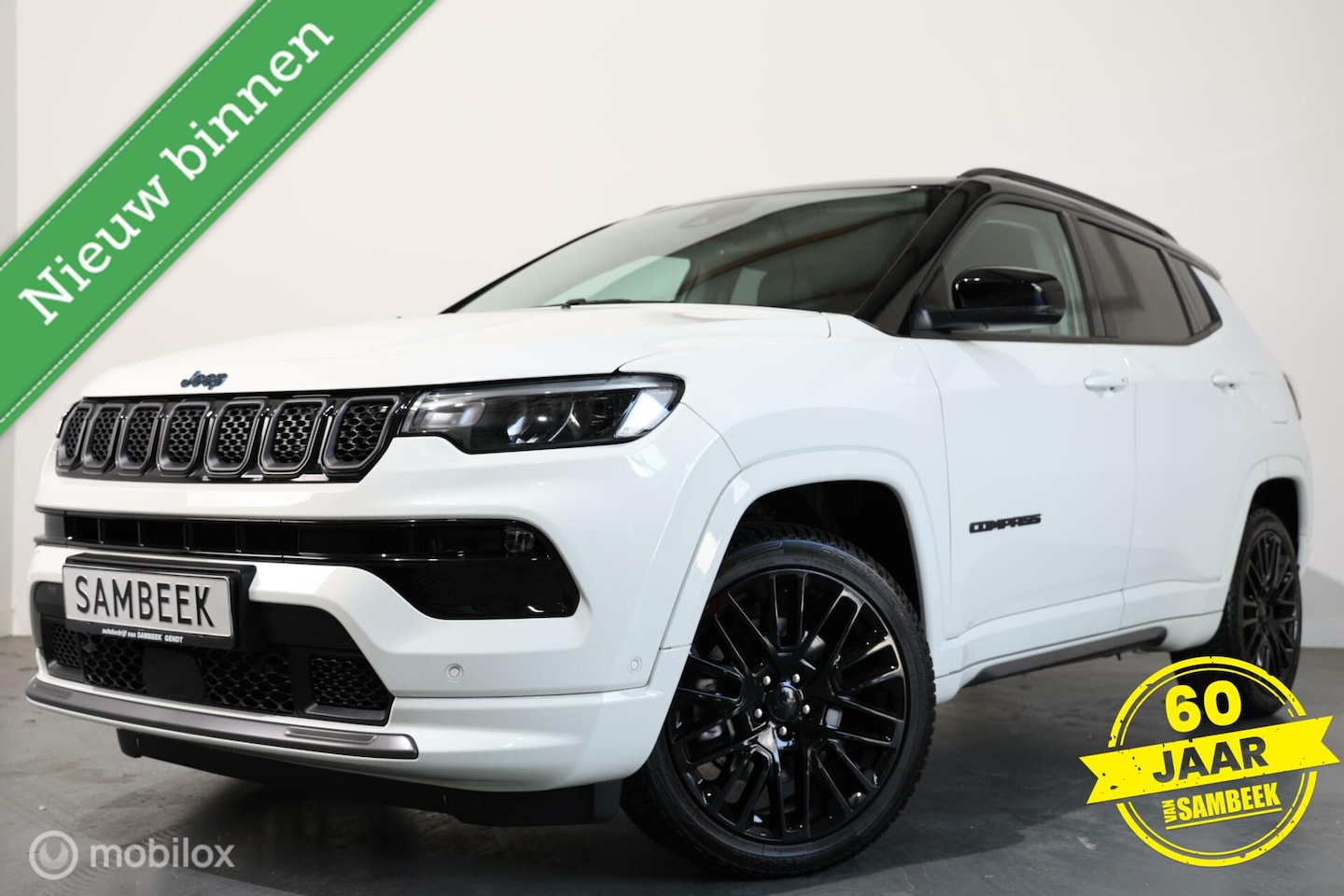 Jeep Compass - 4xe 240 Plug-in Hybrid - LEER-NAVI-CAMERA-WINTERPACK - AutoWereld.nl