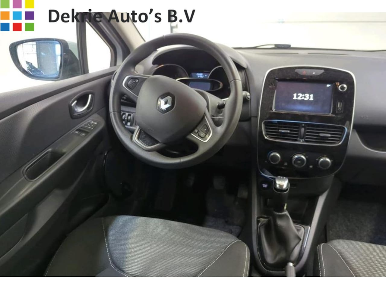 Renault Clio Estate - 0.9 TCe 90PK Zen / Navigatie / Airco / Radio-Multimedia / Apk april-2026 - AutoWereld.nl