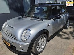 MINI Cooper S - 1.6