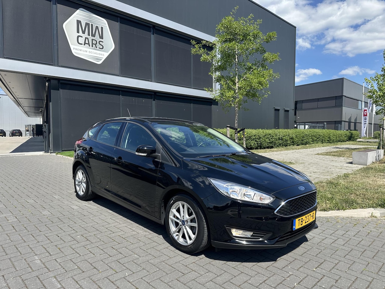 Ford Focus - 1.0 5 Drs Edition ECC, Carplay, Navi, Cruise - AutoWereld.nl