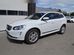 Volvo XC60 - 2.0 T5 FWD Summum, Panoramadak , Leder, Navigatie