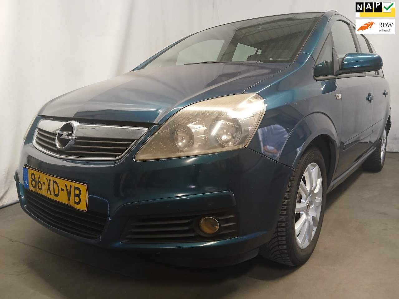Opel Zafira - 1.8 Temptation - Airco - Achter Schade - AutoWereld.nl