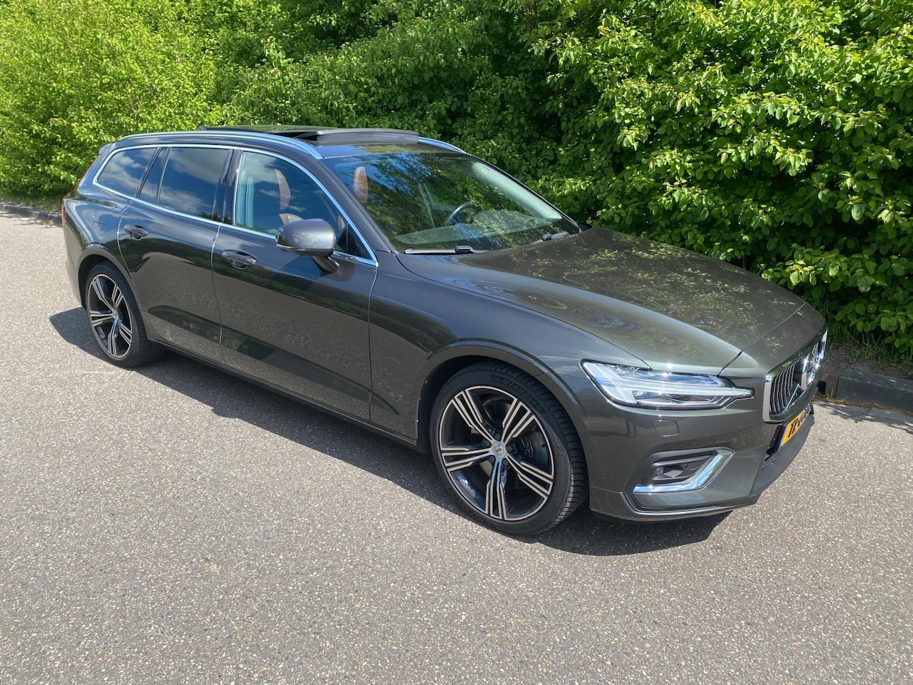 Volvo V60 - 2.0 T6 AWD Inscription Full options! - AutoWereld.nl
