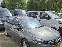 Opel Astra - 1.6 CDTI 110pk NAVIGATIE BLUET. TREKHAAK