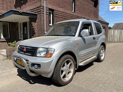 Mitsubishi Pajero - 3.2 Di-D GLX HR / 4x4 / airco / nap
