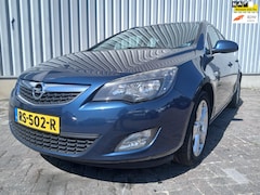 Opel Astra Sports Tourer - 1.7 CDTi S/S Cosmo - Clima - Start Niet - Linker Zijschade