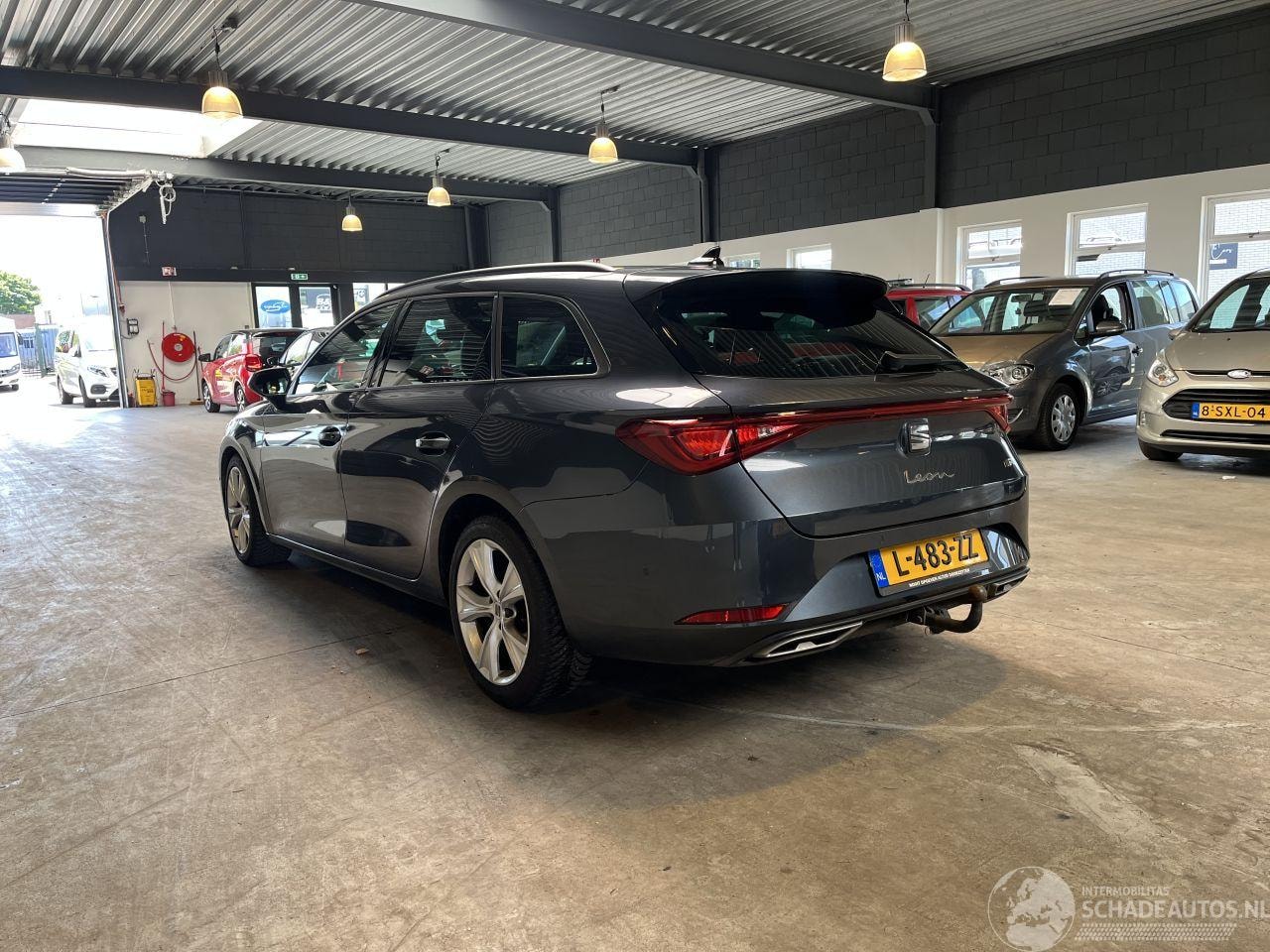 Seat Leon - 1.5 eTSI Style FR 103.215 KM