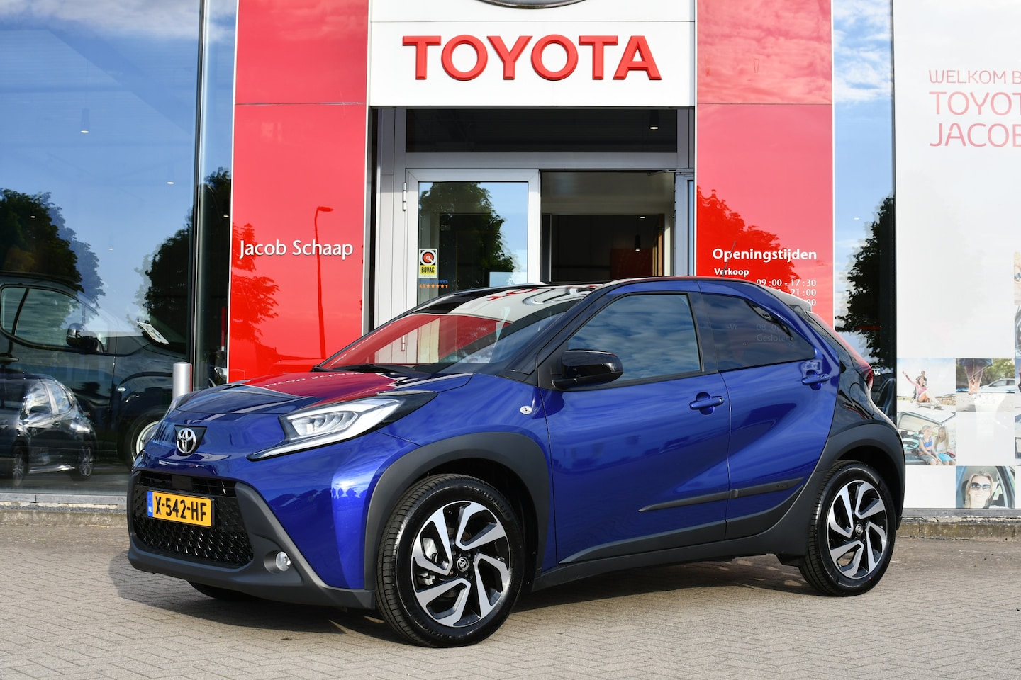 Toyota Aygo X - 1.0 VVT-i S-CVT Envy Limited Automaat 72pk | Cloud Navigatie | LED-koplampen | Parkeersens - AutoWereld.nl