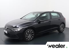Volkswagen Golf - 1.0 TSI Life | 110 PK | Climate control | LED verlichting | Adaptive cruise control |