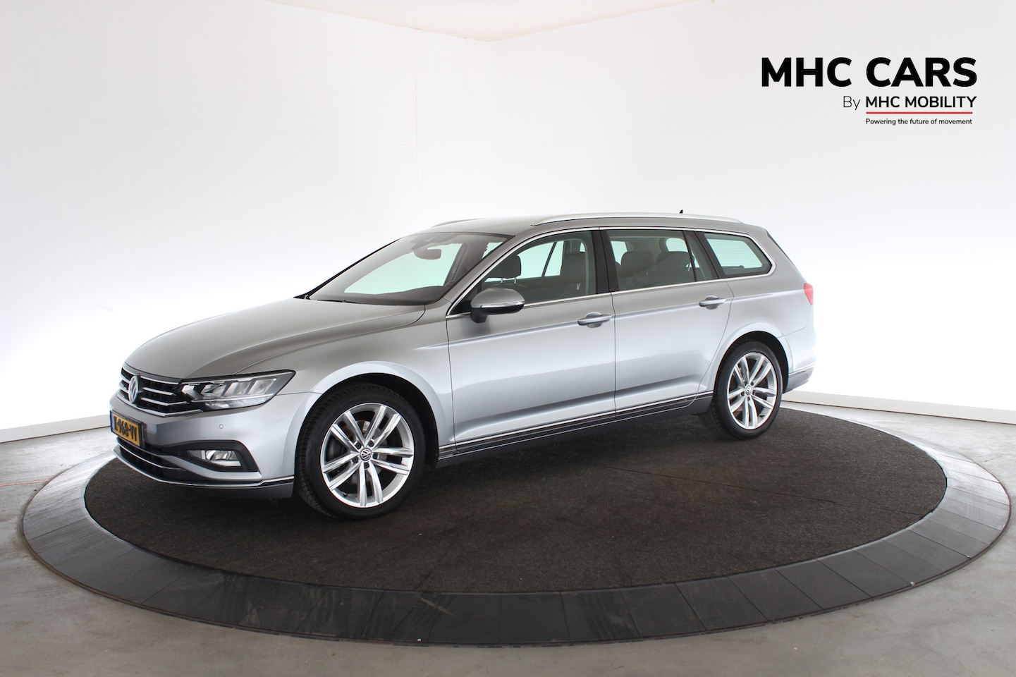 Volkswagen Passat Variant - 2.0 TSI Elegance | Trekhaak | 190PK | - AutoWereld.nl