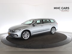Volkswagen Passat Variant - 2.0 TSI Elegance | Trekhaak | 190PK | R-Line | Carplay |