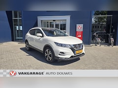 Nissan Qashqai - 1.3 DIG-T Design Edition | Automaat | Pano | 360° camera | Trekhaak | Stoelverwarming | Ke