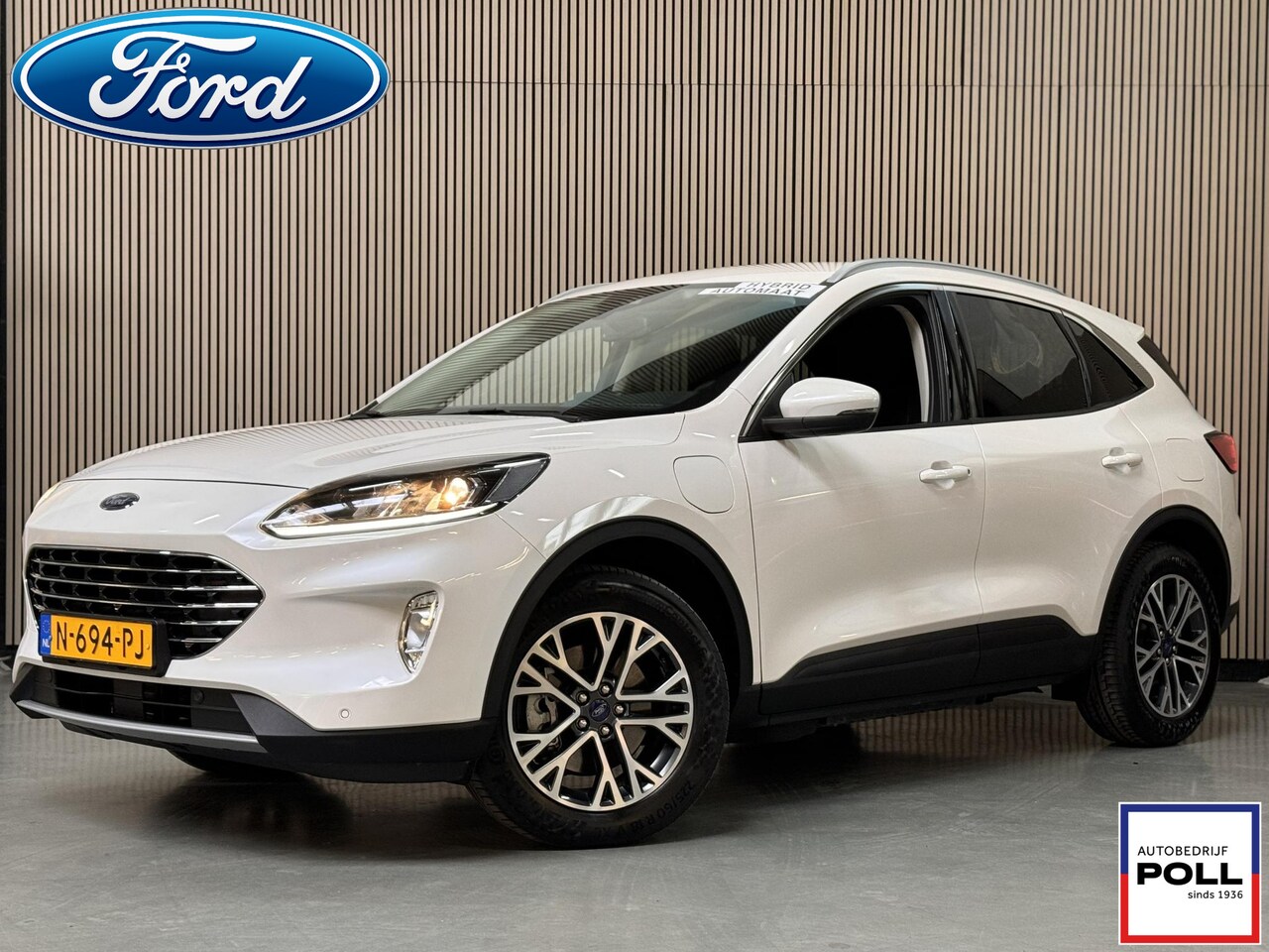 Ford Kuga - 2.5 PHEV 225pk Titanium Navi Camera Digitaal Dashboard 18" LM Privacy Glass Parkeersensore - AutoWereld.nl