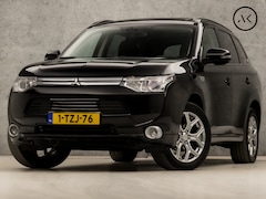 Mitsubishi Outlander - 2.0 PHEV Deluxe 203Pk Automaat (SCHUIFDAK, NAVIGATIE, CAMERA, STOELVERWARMING, LEDEREN SPO
