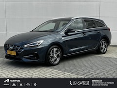 Hyundai i30 Wagon - 1.5 T-GDi MHEV Premium / Achteruitrijcamera / Climate Control / Cruise Control / Navigatie