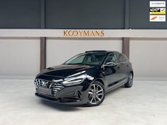 Hyundai i30 - 1.5 T-GDi MHEV Premium Sky |BTW|PANO|KEYLESS|LED|BLINDSPOT|CAMERA|ELECTRISCHE STOELEN