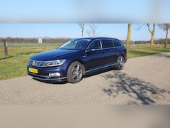 Volkswagen Passat Variant - 2.0 BiTDI 4MHighline ACC/Pano/DynAudio/Winterpakket