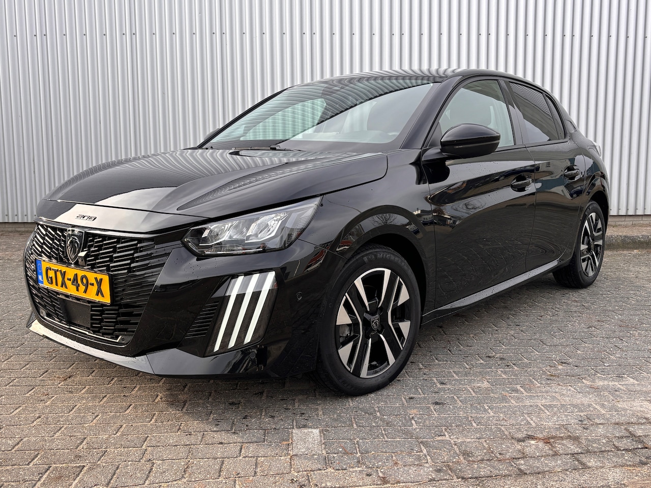 Peugeot 208 - 1.2 PureTech Allure | Airco (automatisch) | Apple Carplay/Android Auto|telefoonintegratie - AutoWereld.nl