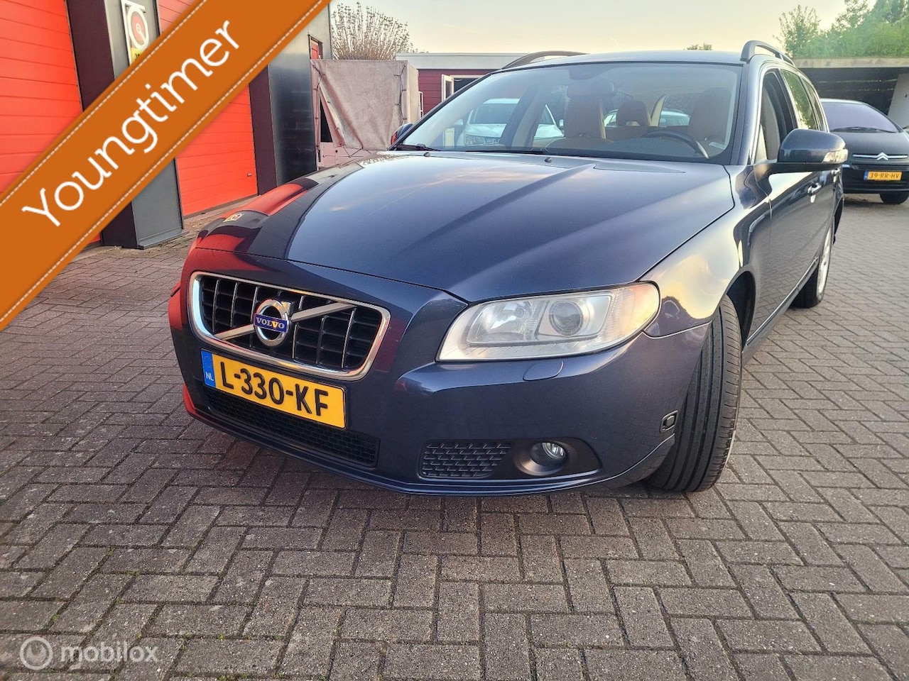 Volvo V70 - 2.5FT / 190.800km. - AutoWereld.nl