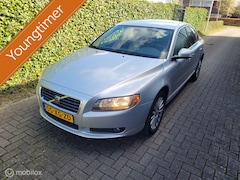 Volvo S80 - 2.5 T Momentum automaat/ trekhaak super mooie auto