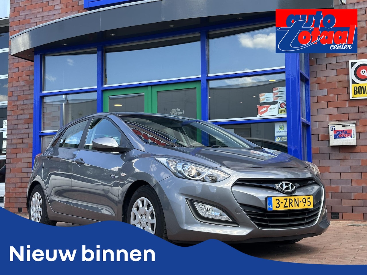 Hyundai i30 - 1.6 GDI i-Drive Cool | Airco | Dealer onderhouden - AutoWereld.nl