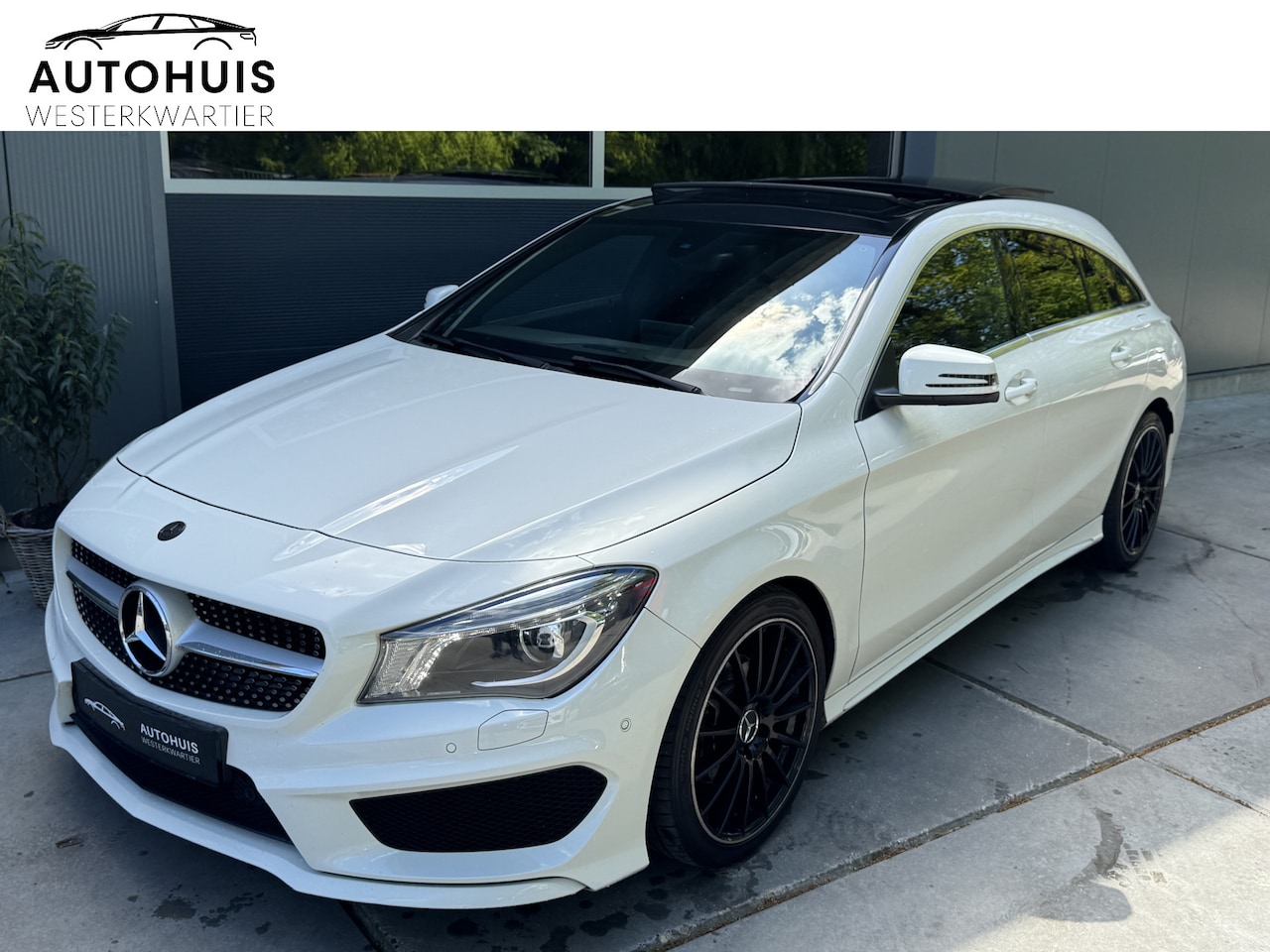 Mercedes-Benz CLA-klasse Shooting Brake - 200 OrangeArt Edition Automaat Panorama Navigatie AMG Line - AutoWereld.nl