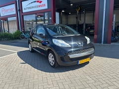 Peugeot 107 - 1.0-12V XS
