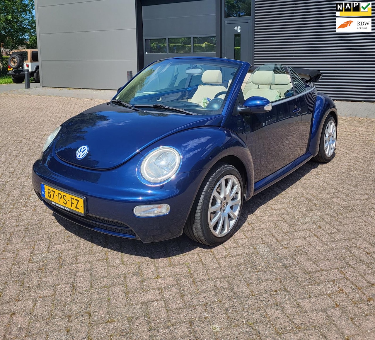 Volkswagen New Beetle Cabriolet - 1.6 Airc,APK06/25 Nieuwe kap - AutoWereld.nl