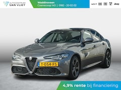Alfa Romeo Giulia - 2.0 Turbo Aut. 280pk AWD Veloce | Schuif/Kanteldak | Stoel- en Stuurverwarming | 18" | Xen