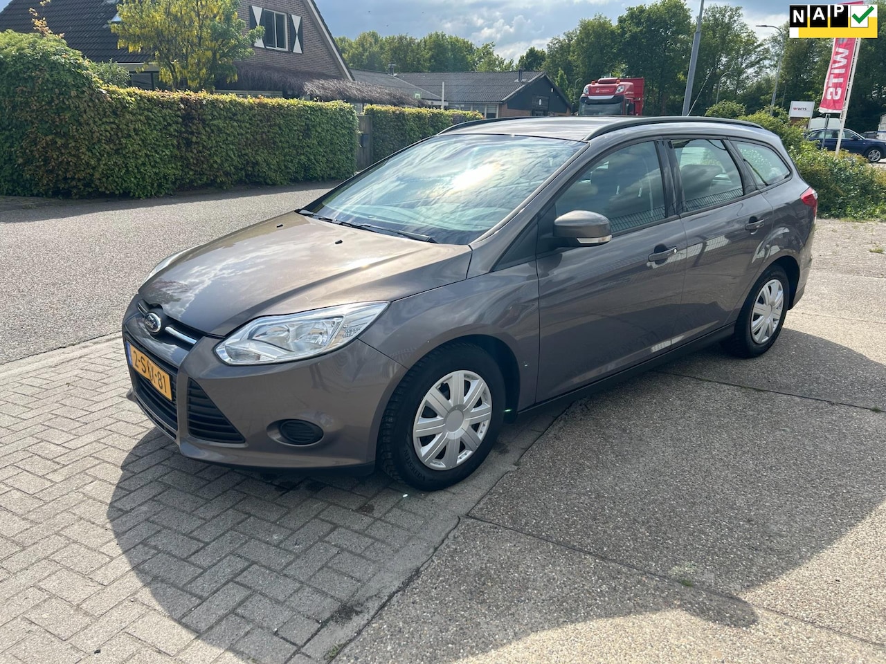 Ford Focus Wagon - 1.0 EcoBoost Trend 1.0 EcoBoost Trend - AutoWereld.nl