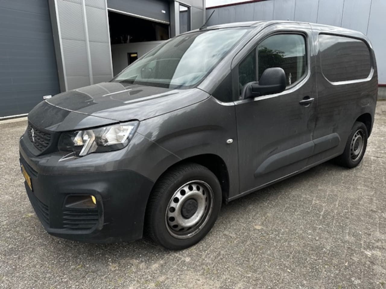 Peugeot Partner - 1.5 BlueHDI 2019 AIRCO Automaat Leder - AutoWereld.nl