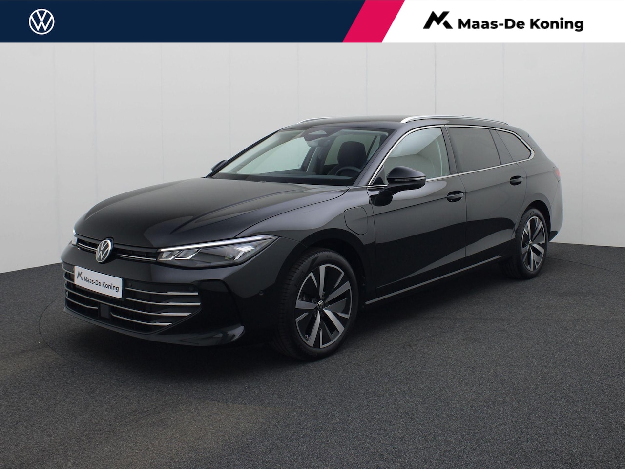 Volkswagen Passat Variant - 1.5eHybrid 150kW/204PK Business DSG · Navigatie · Trekhaak · Massagefunctie · Garantie tot - AutoWereld.nl