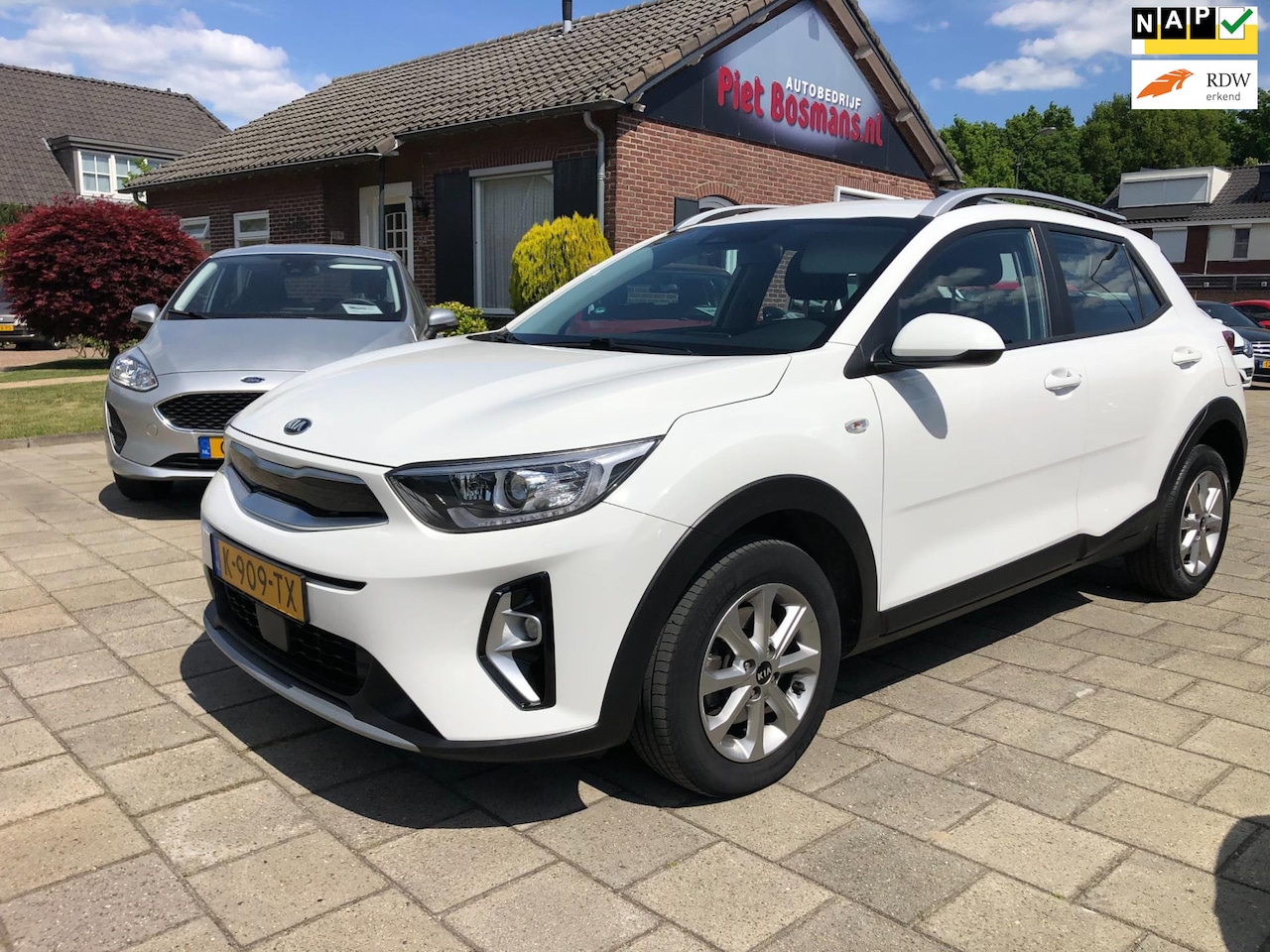 Kia Stonic - 1.0 T-GDi MHEV DynamicLine 1.0 T-GDi MHEV DynamicLine - AutoWereld.nl