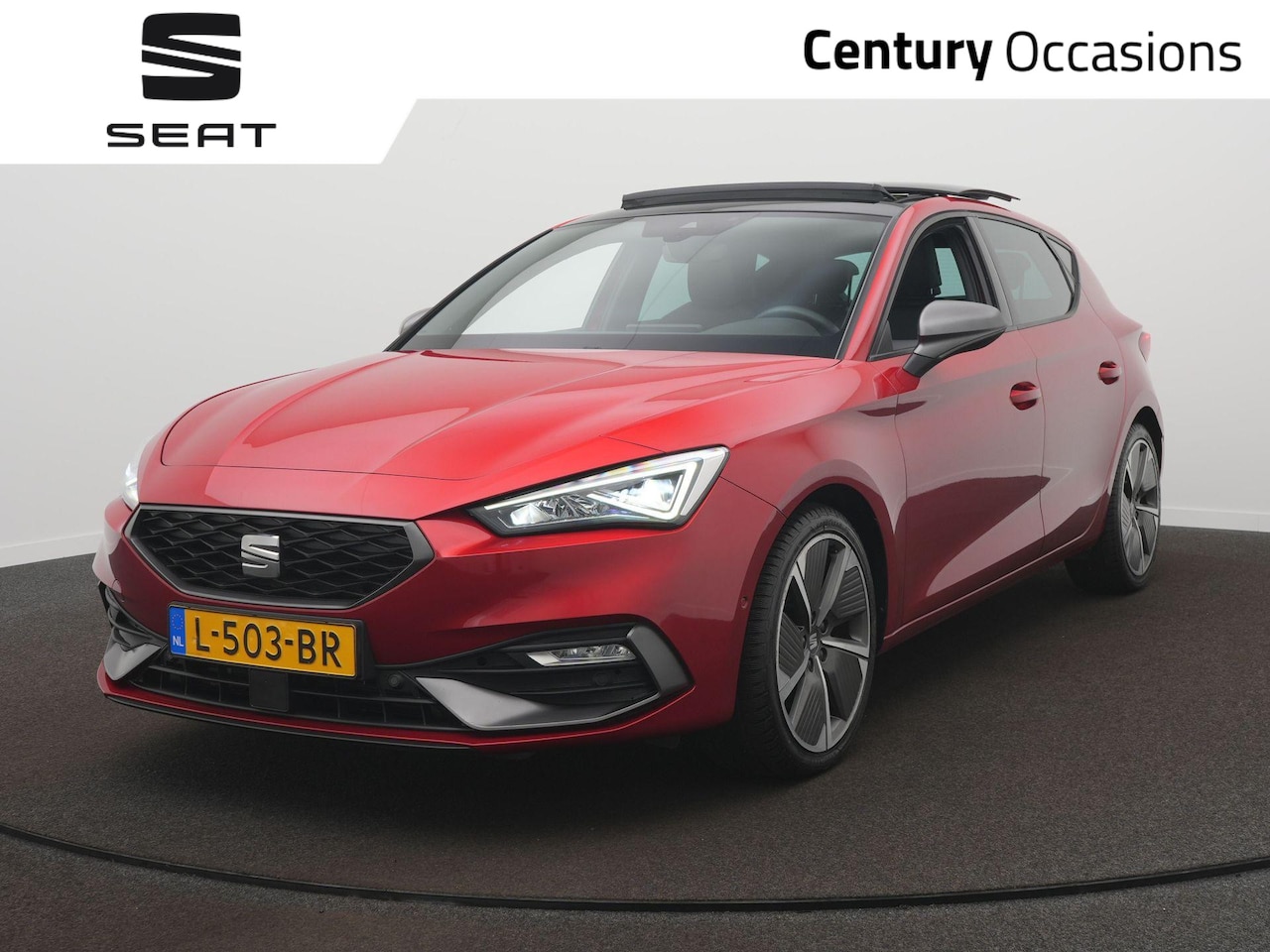 Seat Leon - 1.5 eTSI FR Business Intense / Elektr. Trekhaak / Panoramadak / Camera - AutoWereld.nl
