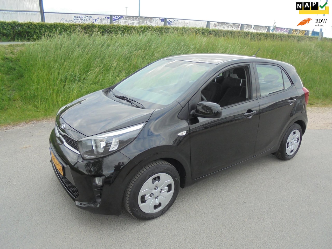 Kia Picanto - Kia picanto 1.0 benzine 5 deurs airco 73.000km - AutoWereld.nl