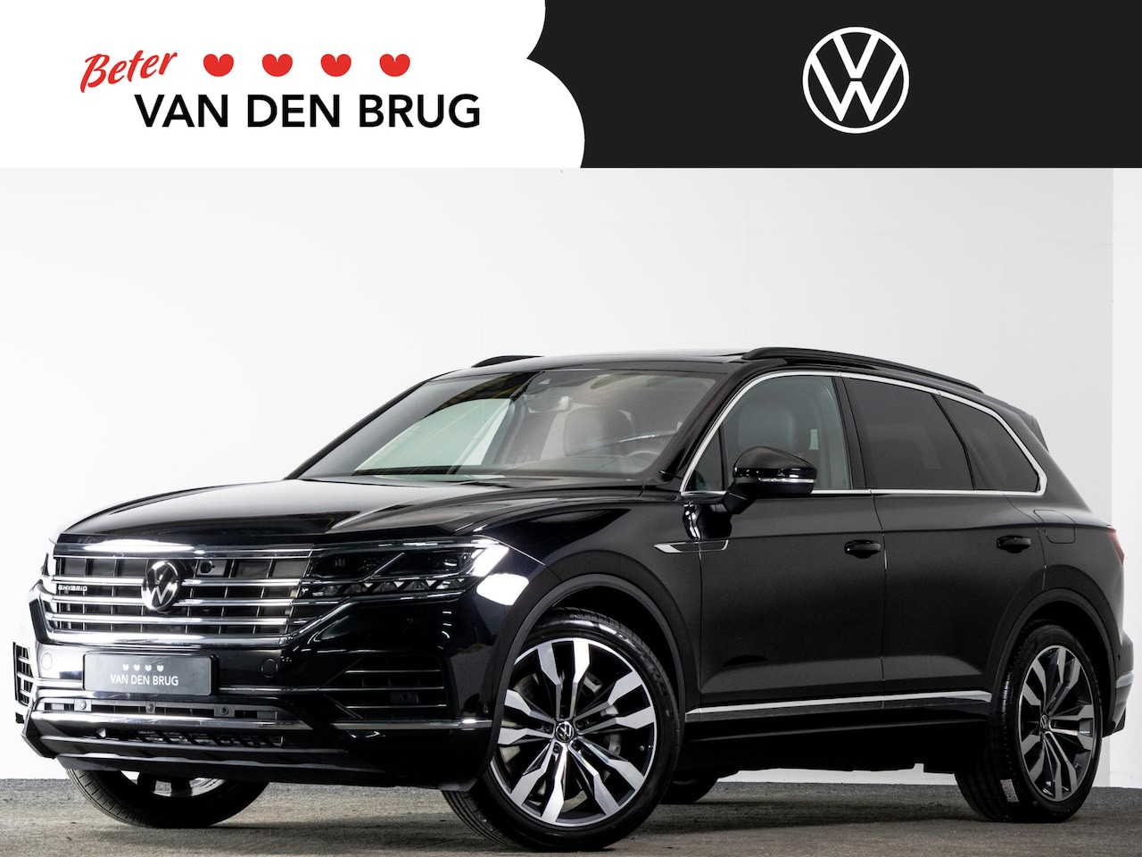 Volkswagen Touareg - 3.0 TSI 381 PK eHybrid 4MOTION Elegance | LED Plus | Panoramadak | SoftClose | Head-Up | N - AutoWereld.nl