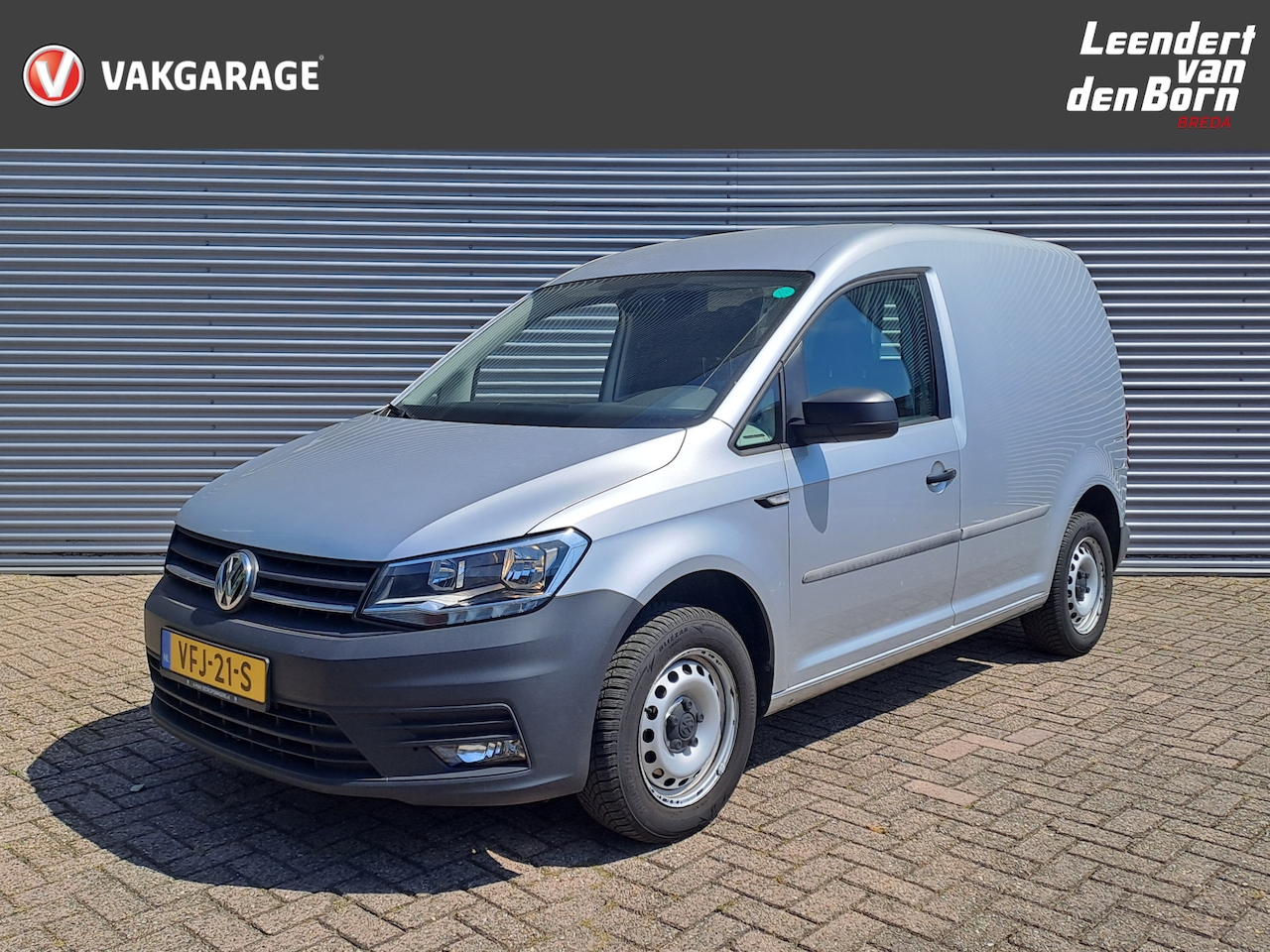 Volkswagen Caddy - 2.0 TDI L1H1 BMT Comfortline | apple carplay/android auto | Trekhaak | Airco | Navi - AutoWereld.nl
