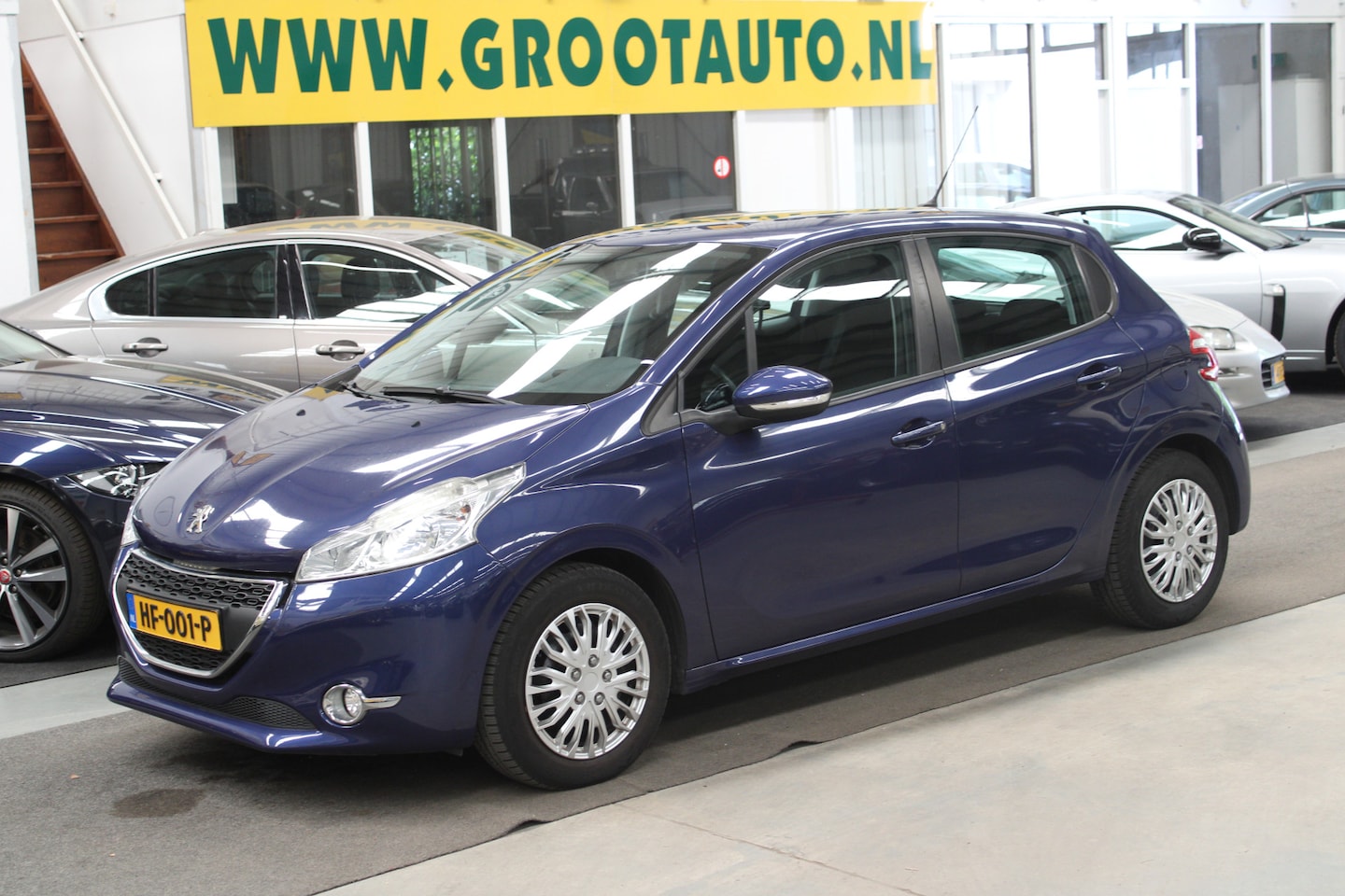 Peugeot 208 - 1.2 VTi Allure Airco, Navi, Cruise control, Stuurbekrachtiging - AutoWereld.nl