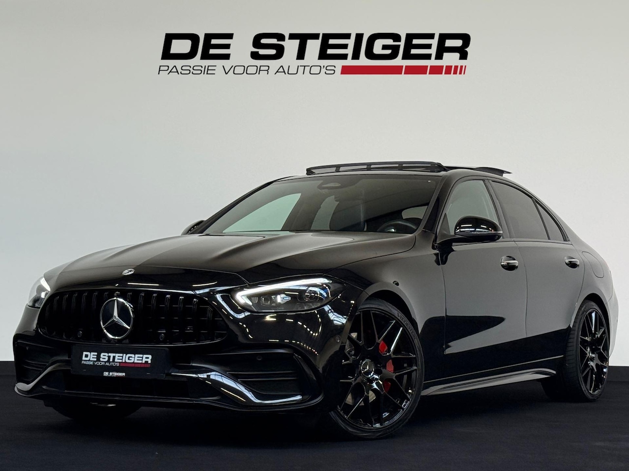 Mercedes-Benz C-klasse - 300 e AMG C63 Pano Digital Sfeer 360 Memory BOMVOL - AutoWereld.nl