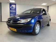 Peugeot 206 - 1.4 XT