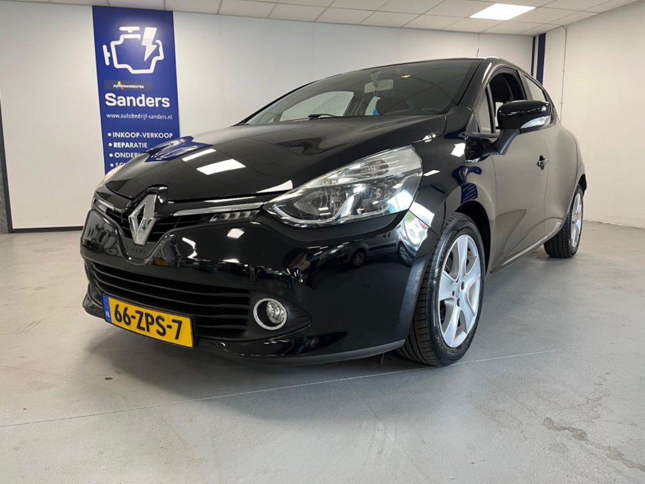 Renault Clio - 0.9 TCe Expression 0.9 TCe Expression - AutoWereld.nl