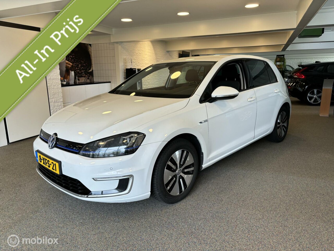 Volkswagen e-Golf - , Navi , PDC V+A - AutoWereld.nl